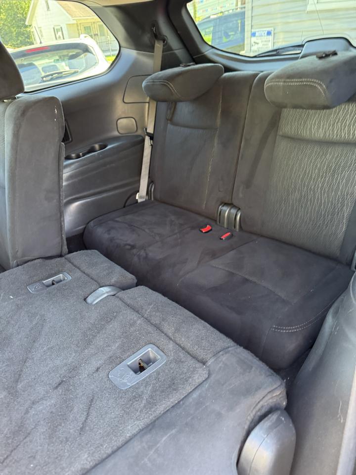 Nissan Pathfinder SV 4WD 2015