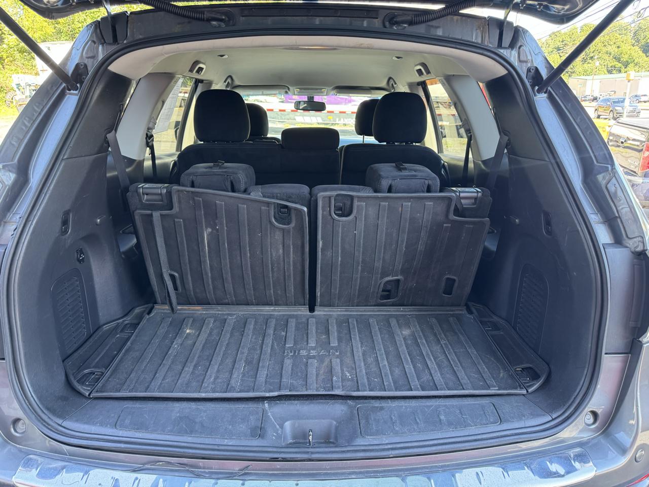 Nissan Pathfinder SV 4WD 2015