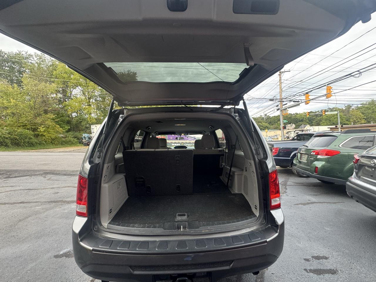 Honda Pilot LX 4WD 5-Spd AT 2013