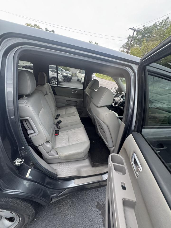 Honda Pilot LX 4WD 5-Spd AT 2013