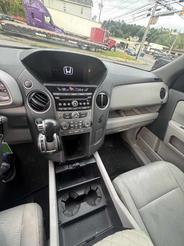Honda Pilot LX 4WD 5-Spd AT 2013