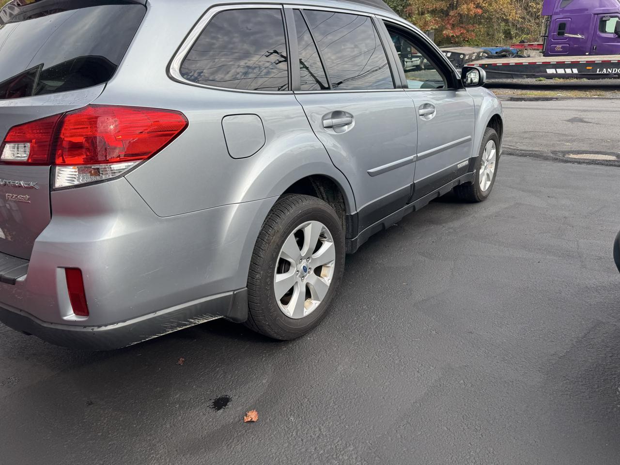 Subaru Outback 2.5i Limited 2012