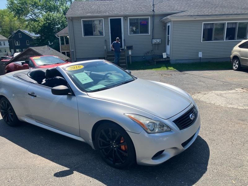 Infiniti G Convertible G37 2010