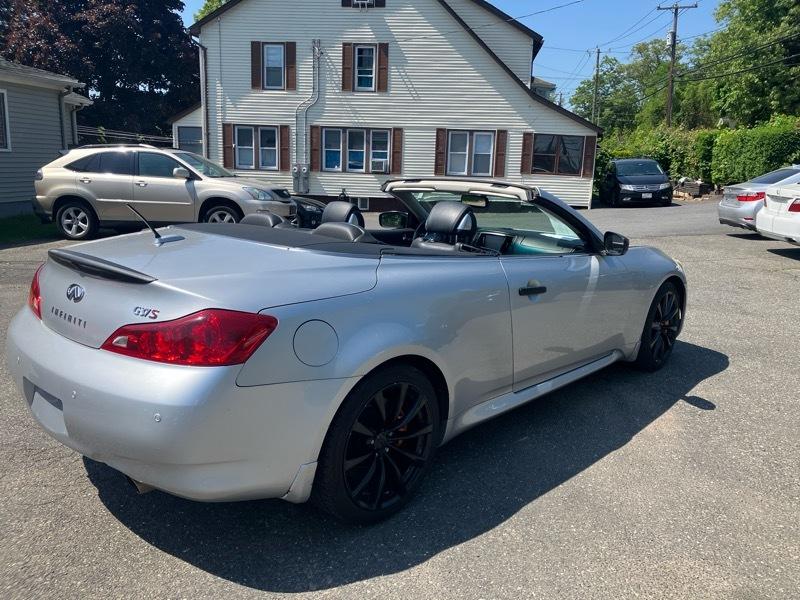 Infiniti G Convertible G37 2010