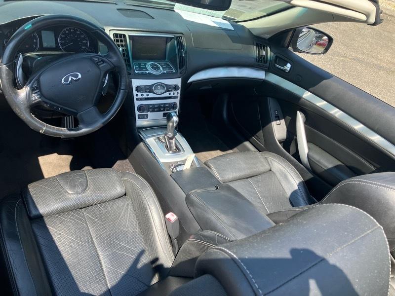 Infiniti G Convertible G37 2010