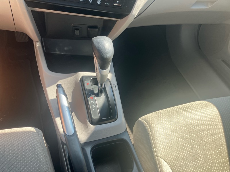 Honda Civic Hybrid CVT AT-PZEV 2012 Honda Civic Hybrid CVT AT-PZEV 2012