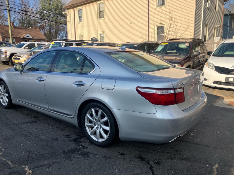 2009 Lexus LS 460 Luxury photo 4