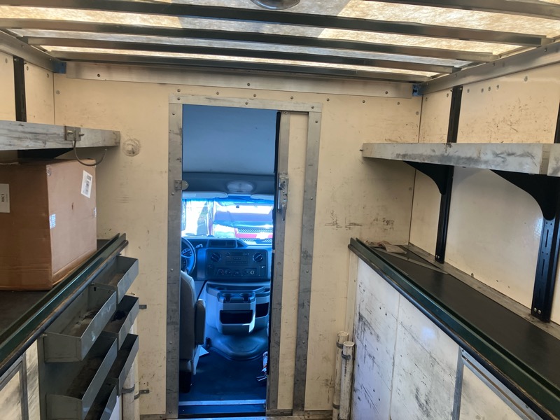 Ford Econoline E-350 Super Duty 2012 Ford Econoline E-350 Super Duty 2012