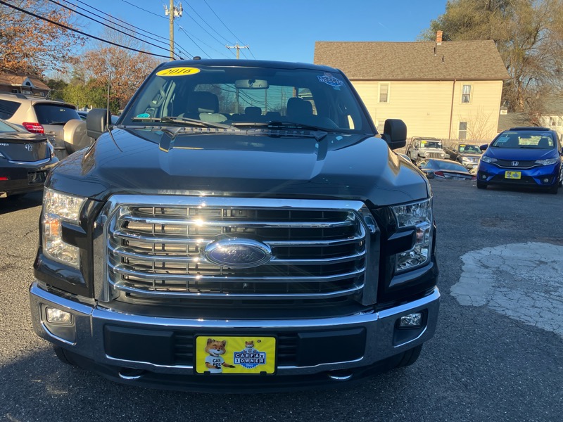 2016 Ford F-150 XLT photo 2