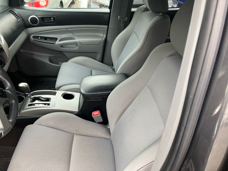 Toyota Tacoma Double Cab Long Bed V6 Auto 4WD 2012