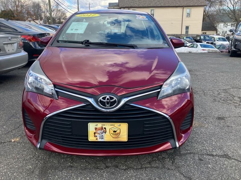 Toyota Yaris LE 5-Door AT 2017