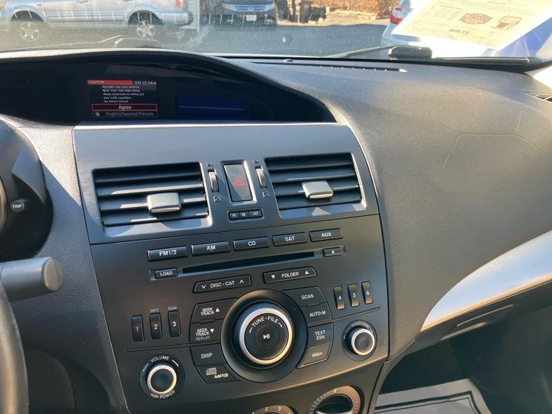 Mazda MAZDA3 I Grand Touring 4-Door 2012