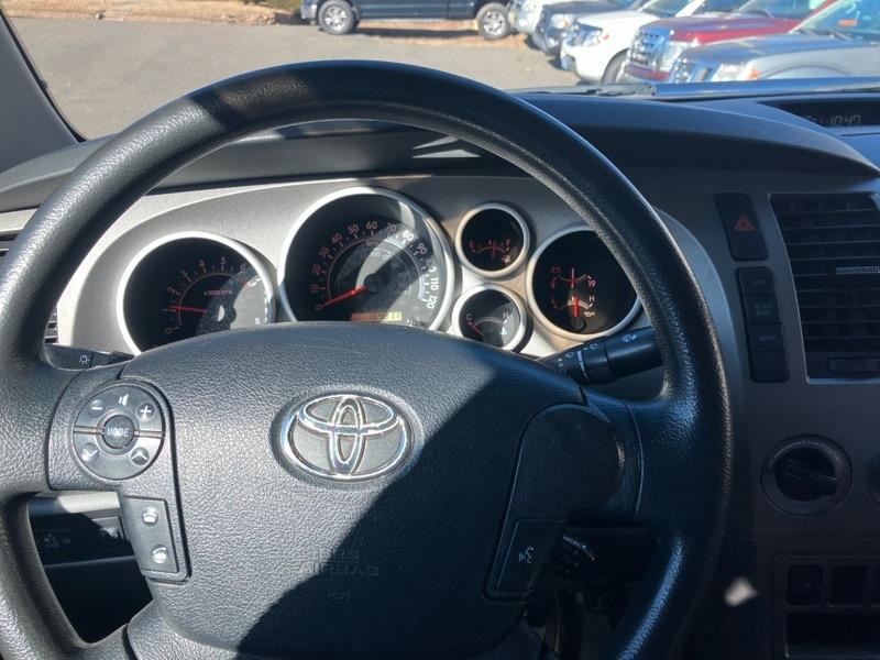 Toyota Tundra Tundra-Grade Double Cab 4.6L 4WD 2010