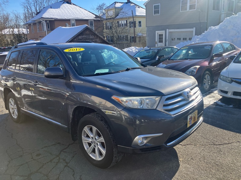 Toyota Highlander SE 4D SUV AWD 2012