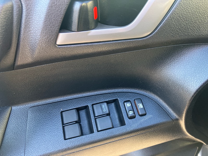 Toyota Highlander SE 4D SUV AWD 2012