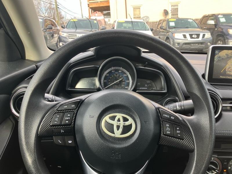 Toyota Yaris iA 6A 2017