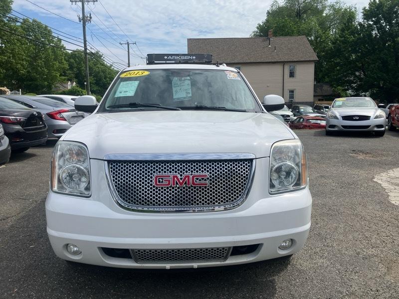 GMC Yukon Denali XL 4WD 2013