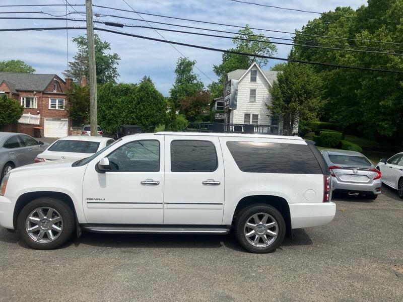 GMC Yukon Denali XL 4WD 2013