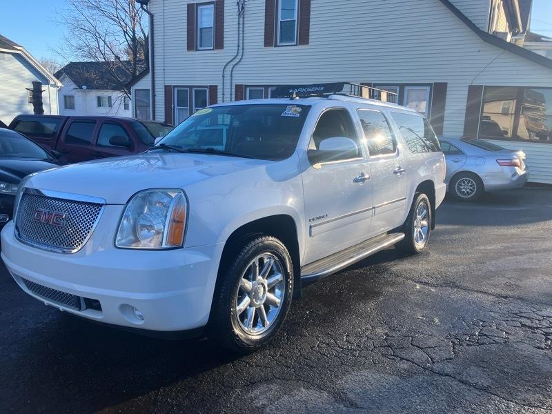 GMC Yukon Denali XL 4WD 2013