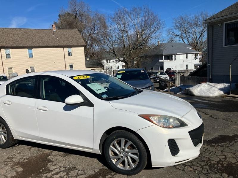 Mazda MAZDA3 i Touring 4-door 2012