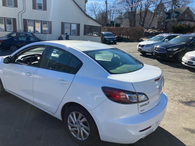 Mazda MAZDA3 i Touring 4-door 2012