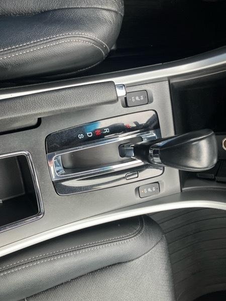 Honda Accord EX-L V6 Sedan AT 2013