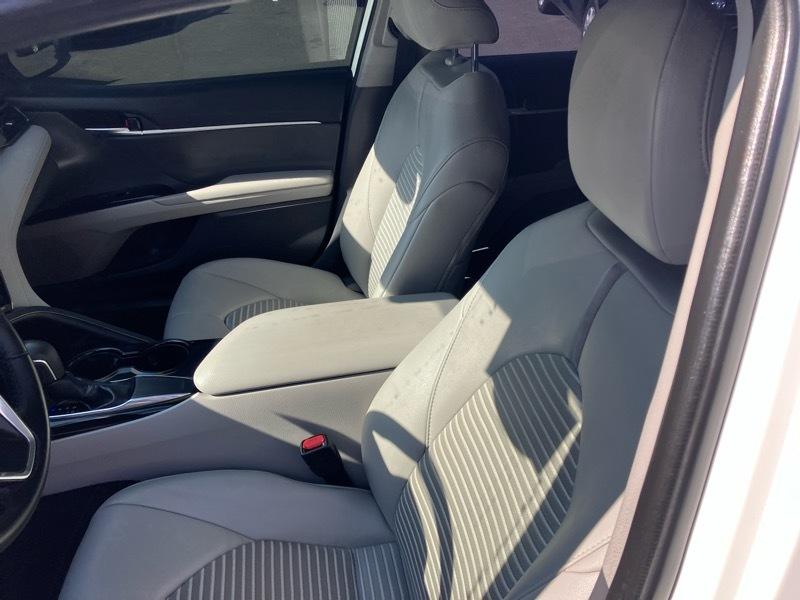 Toyota Camry SE 2019