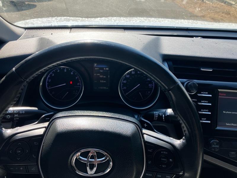 Toyota Camry SE 2019