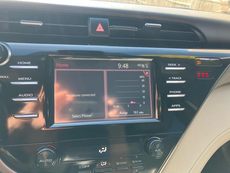 Toyota Camry SE 2019