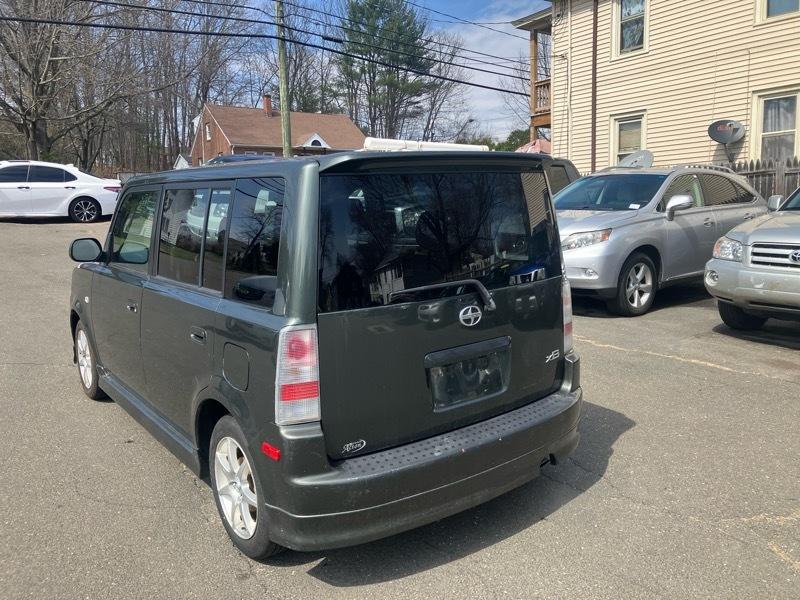 Scion xB Wagon 2005