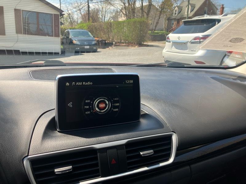Mazda MAZDA3 i Sport MT 5-Door 2015