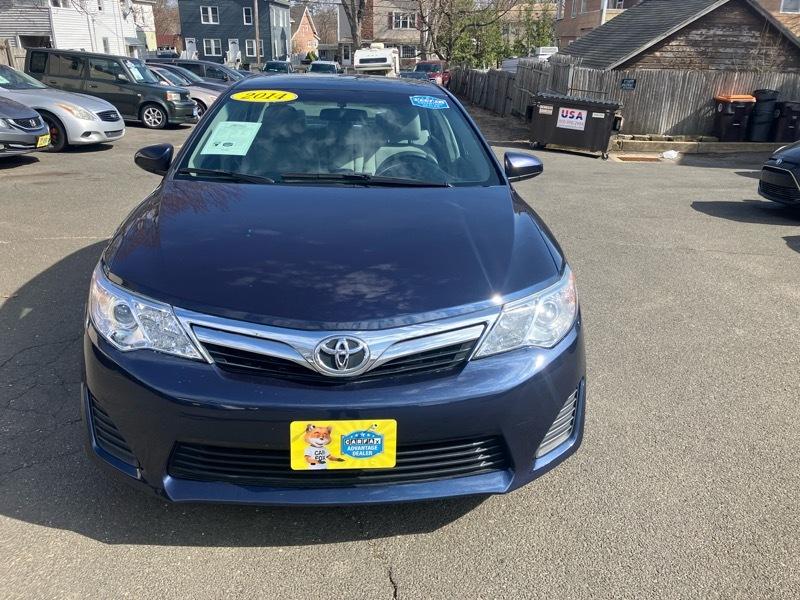 Toyota Camry LE 4D Sedan 2014