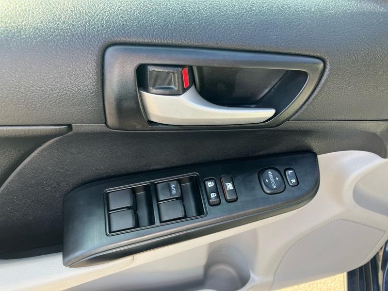 Toyota Camry LE 4D Sedan 2014