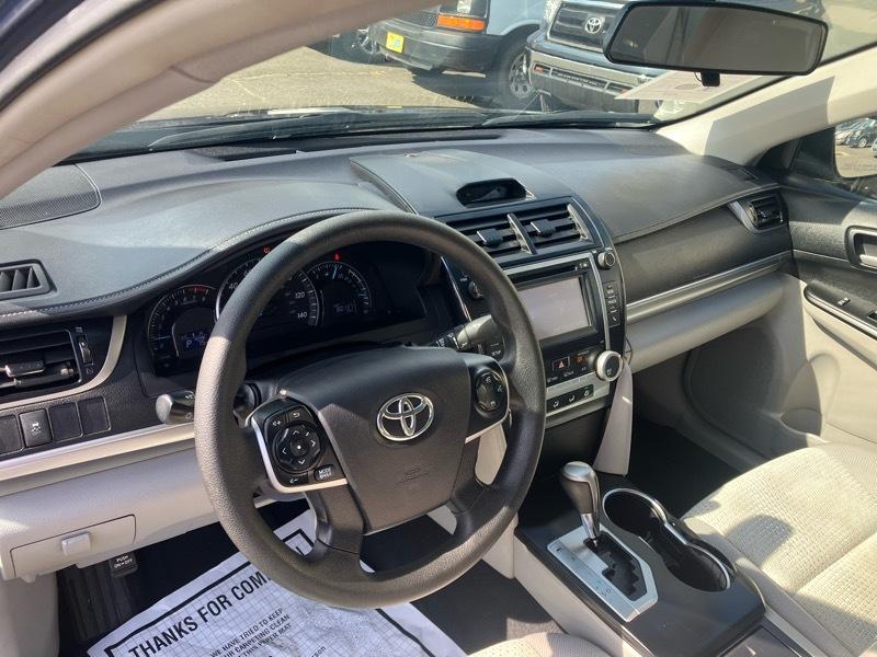 Toyota Camry LE 4D Sedan 2014