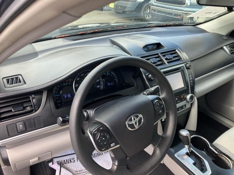 Toyota Camry LE 4D Sedan 2014