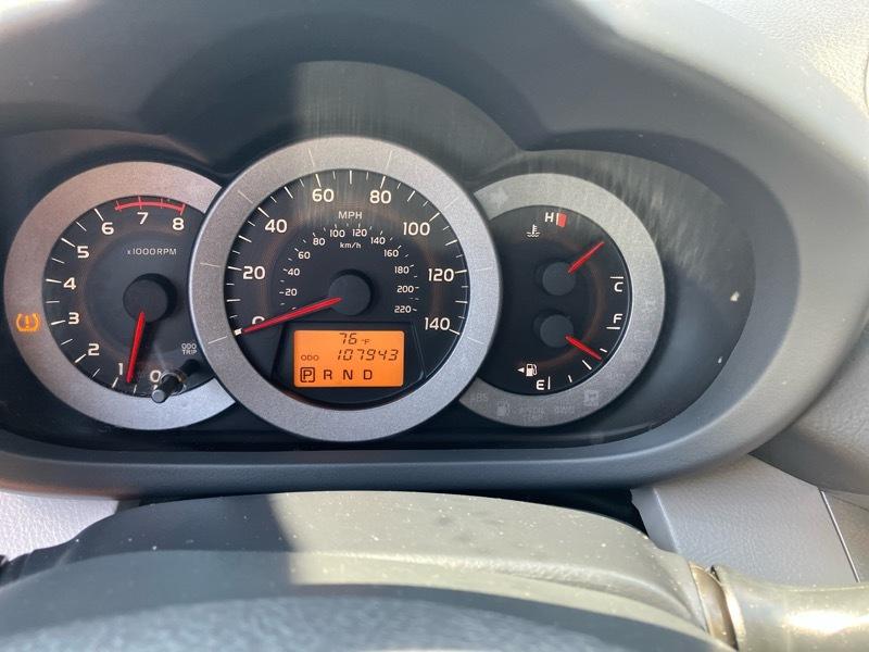 Toyota RAV4 Base I4 4WD 2009