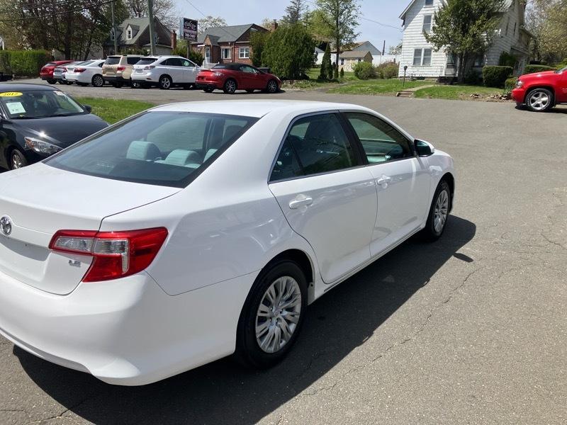 Toyota Camry LE 2014