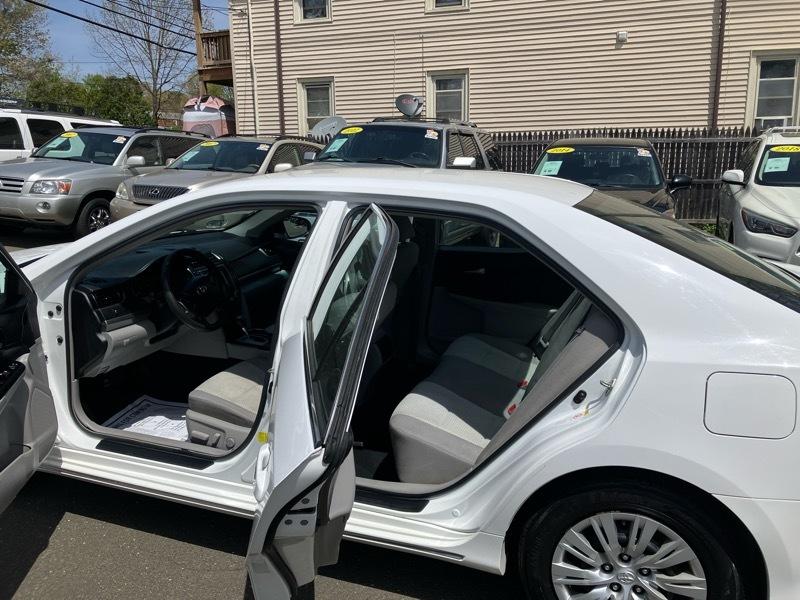 Toyota Camry LE 2014