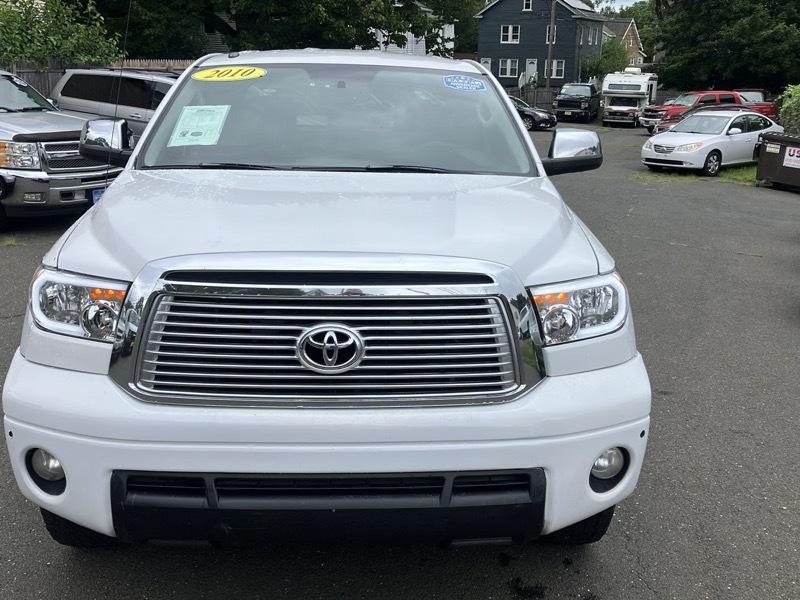 Toyota Tundra Limited 5.7L Double Cab 4WD 2010