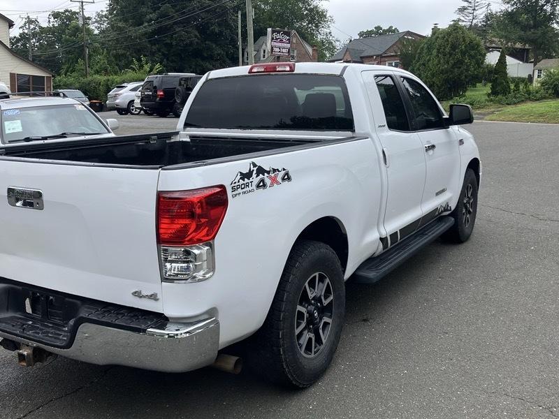 Toyota Tundra Limited 5.7L Double Cab 4WD 2010