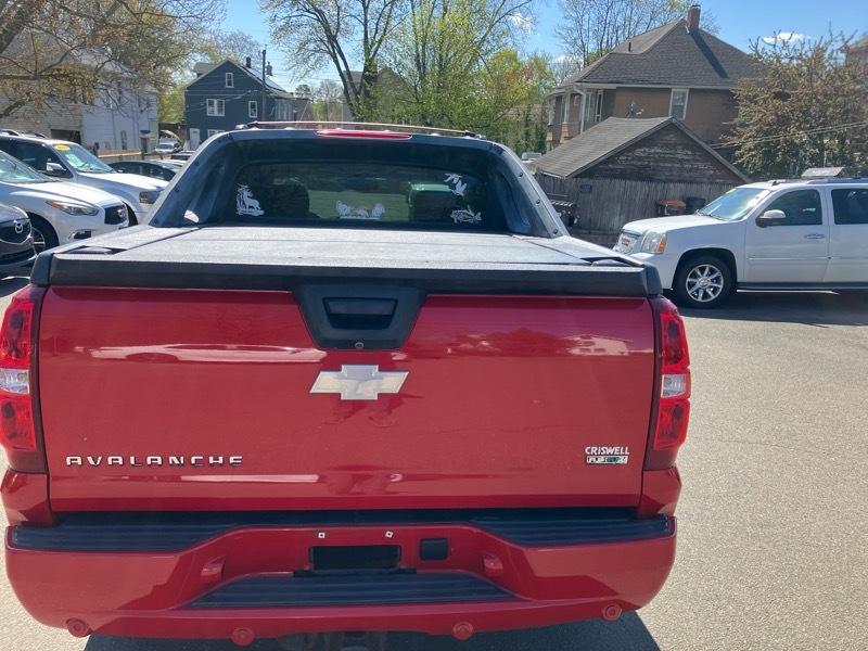Chevrolet Avalanche LT 4WD 2010