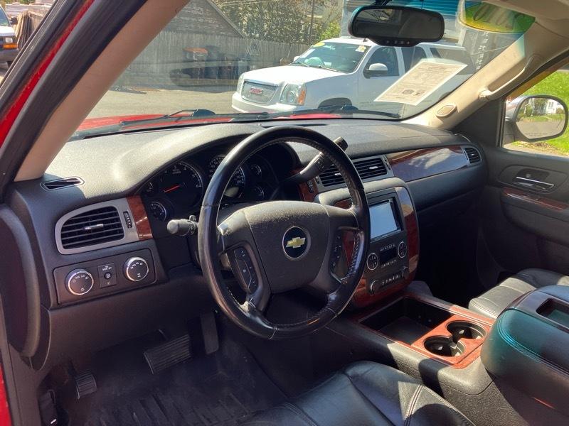 Chevrolet Avalanche LT 4WD 2010