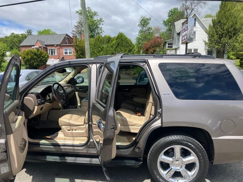 Chevrolet Tahoe LTZ 4WD 2013