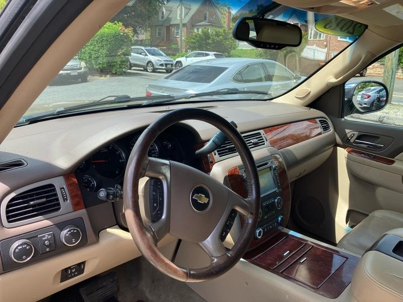 Chevrolet Tahoe LTZ 4WD 2013