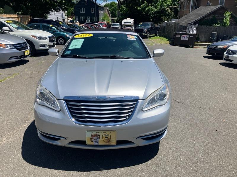 Chrysler 200 Touring Convertible 2011