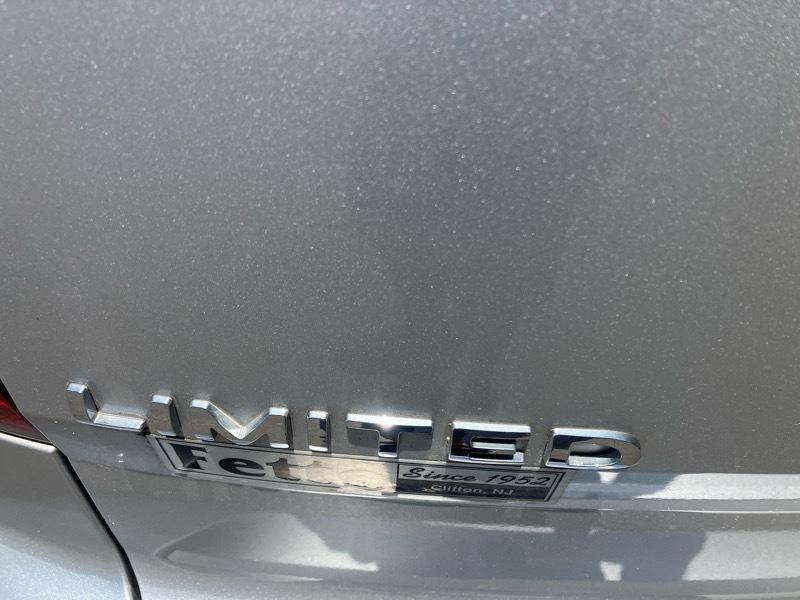 Ford Explorer Limited 4WD 2013