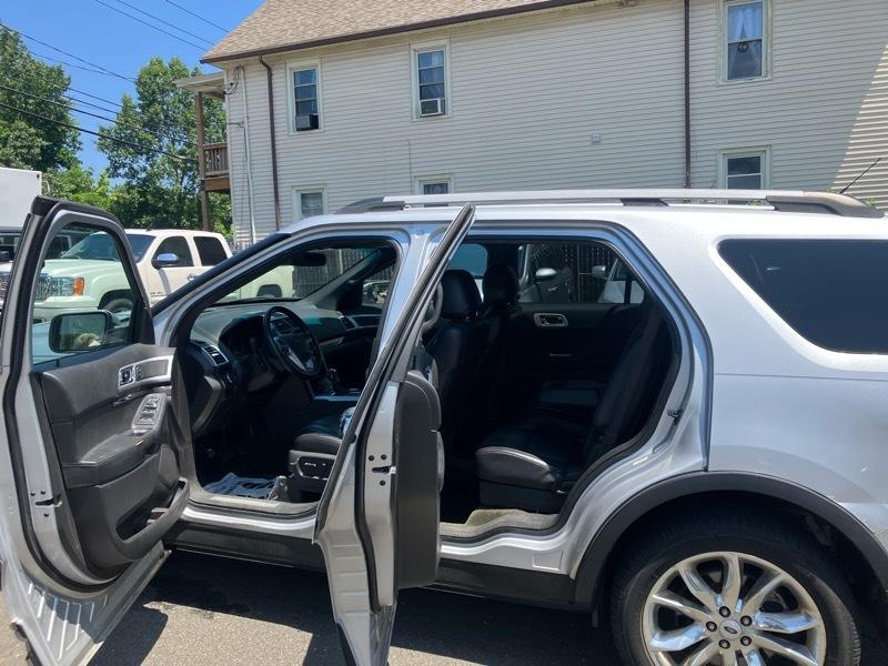 Ford Explorer Limited 4WD 2013
