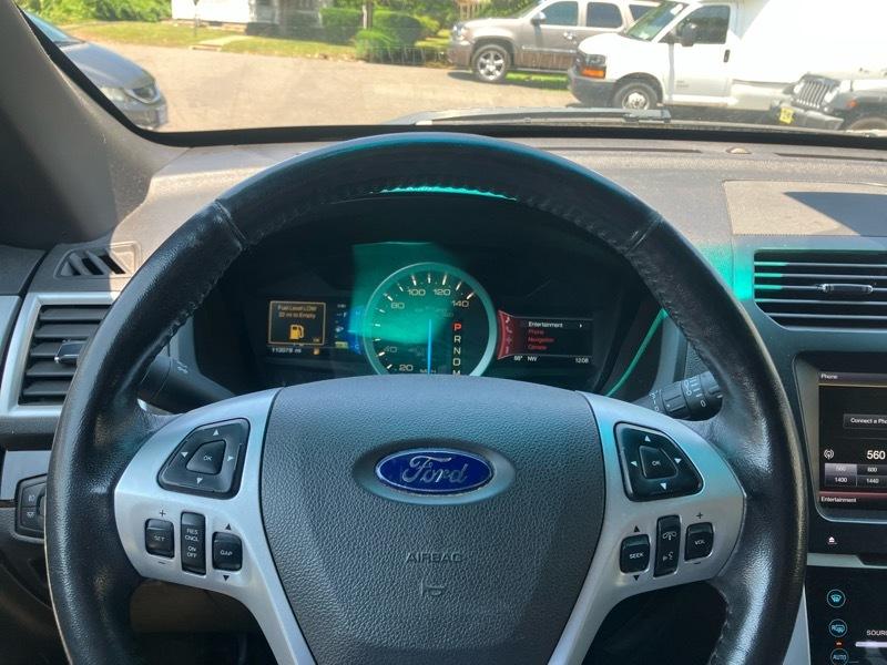 Ford Explorer Limited 4WD 2013