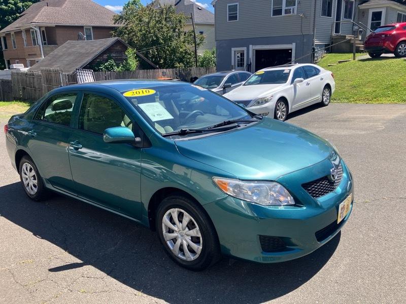 Toyota Corolla LE 4-Speed AT 2010