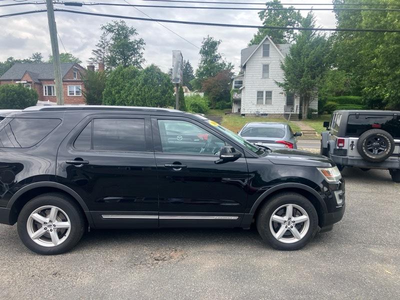 Ford Explorer XLT 4WD 2016